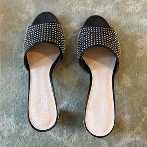 Kenneth Cole Vintage Black Studded Pumps